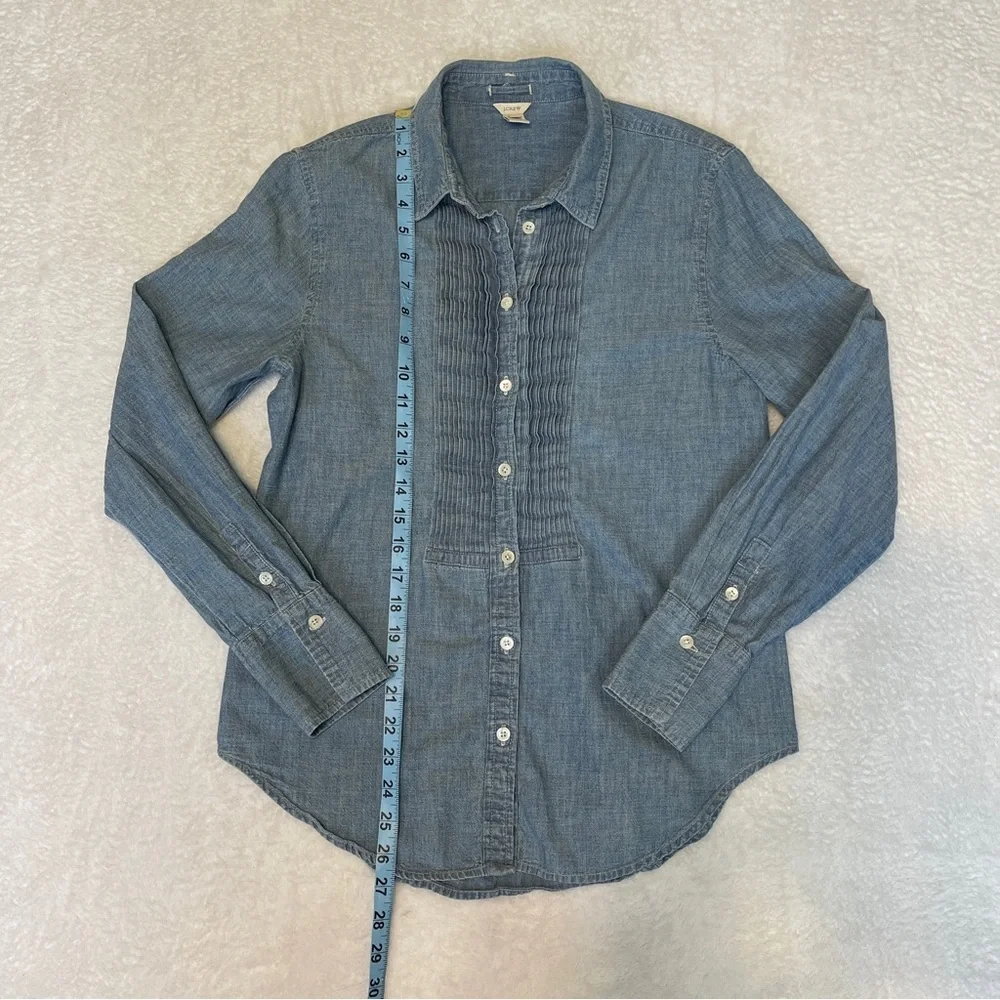 J. Crew 100% Cotton Chambray Tuxedo Pleat Button Down Shirt‎ Women’s 6